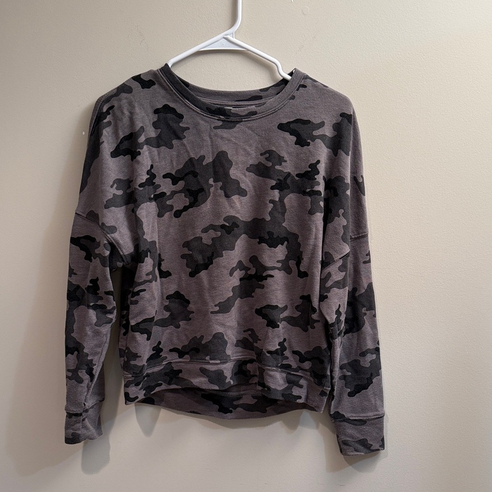 Fabletics Gray Camo Sweatshirt